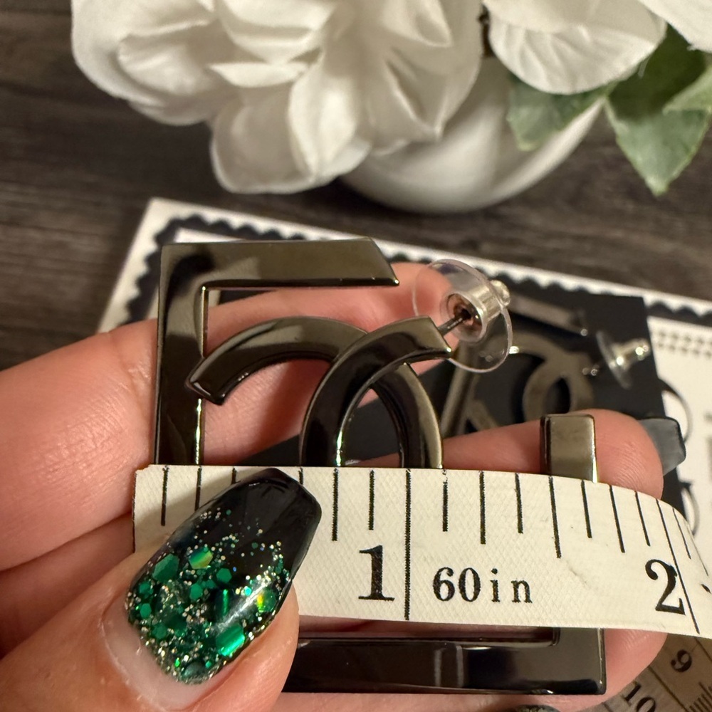 Chanel XL Oversized Grey CC Logo Square Hoop Statement Earrings - Picture 8 of 10